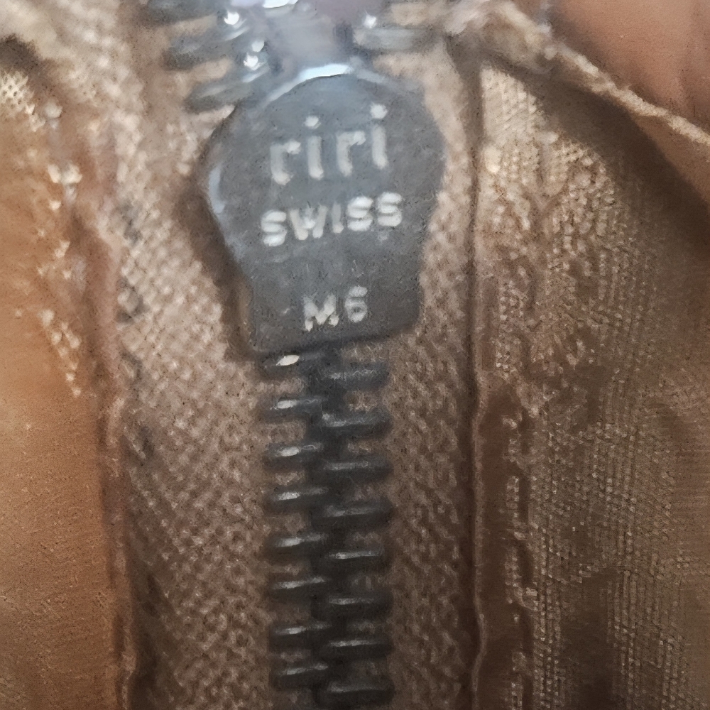 MCM MINI BOSTON BAG (Authentic) - Picture 8 of 8